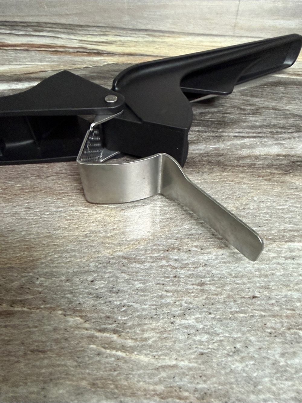 Tupperware Garlic 🧄 Press - Picture 5 of 5